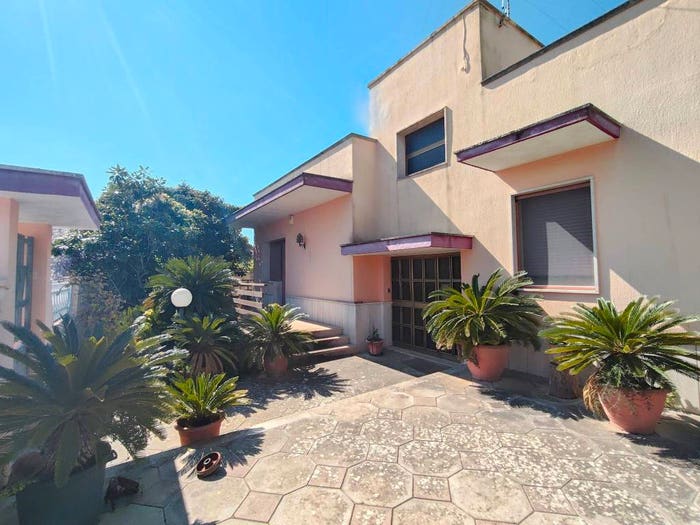 Casa con 5 locali in vendita in Via Giordano Bruno, Salesiani Caliò, Lecce