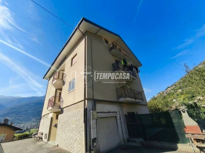 Appartamento quadrilocale in vendita in Frazione Montan, Sarre