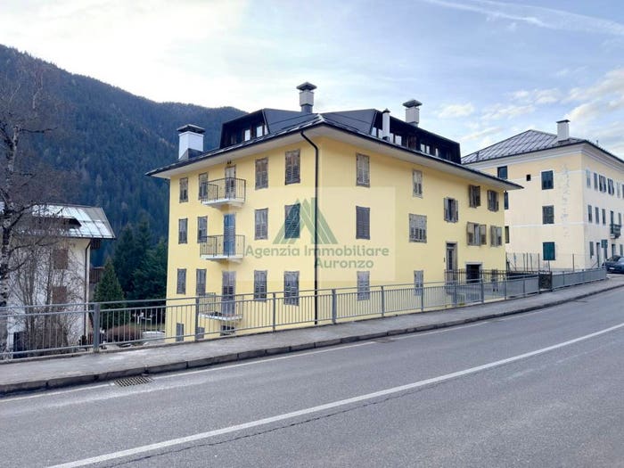 Appartamento con 5 locali in vendita in Via Unione, Auronzo, Auronzo di Cadore