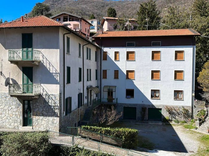 Appartamento trilocale in vendita in Via E Romagnoli, Centro, Asso