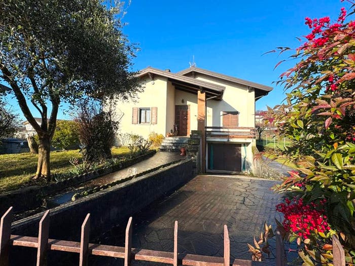 Casa con 6 locali in vendita in Centro, Artegna
