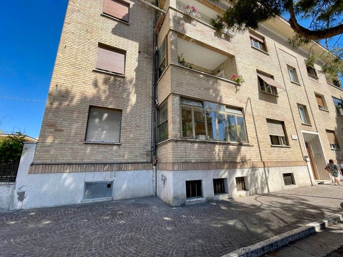 Appartamento con 6 locali in vendita in Viale Trento, Centro, Fermo