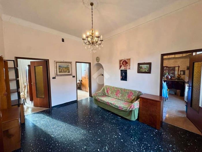 Appartamento quadrilocale in vendita in Via verona, Cornigliano, Genova