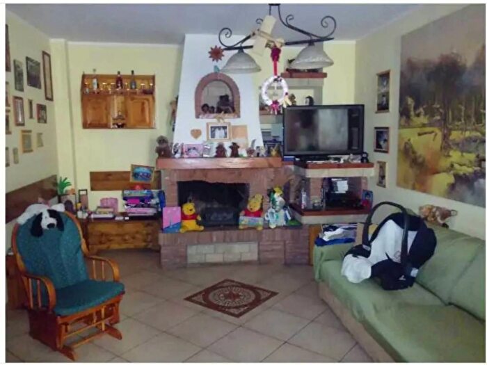 Casa con 6 locali in vendita in viale Francesco Petrarca, Coteto, Livorno