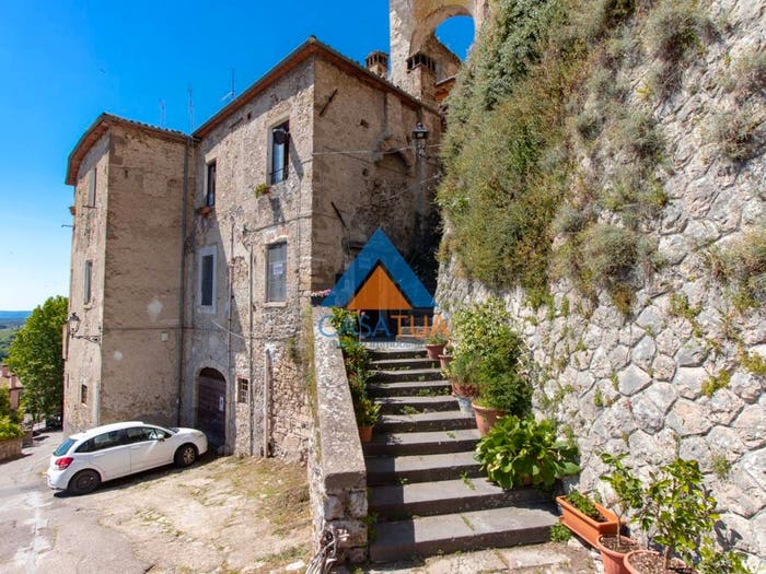 Appartamento trilocale in vendita in Via del Rivellino, Centro, Castiglione in Teverina