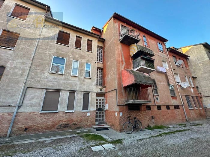 Appartamento trilocale in vendita in Via Guglielmo Marconi, Centro, Molinella
