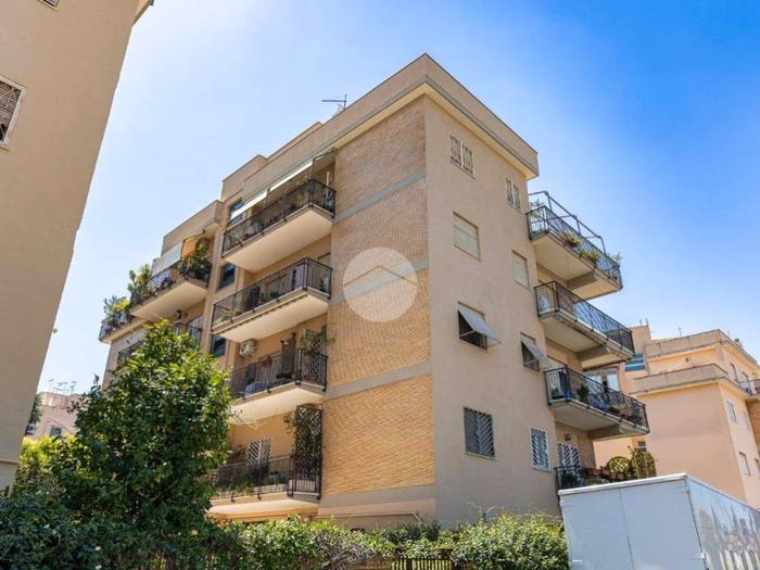 Appartamento trilocale in vendita in Via Augusto Tebabldi, Torrevecchia, Roma