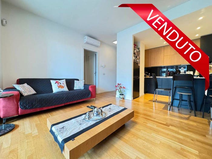 Appartamento trilocale in vendita in Viale Ugo Monaco, Fonte Laurentina, Roma