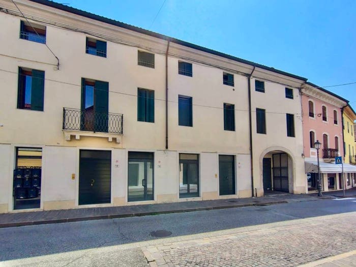 Appartamento trilocale in vendita in corso matteotti, Montecchio Maggiore Alte Ceccato, Montecchio Maggiore