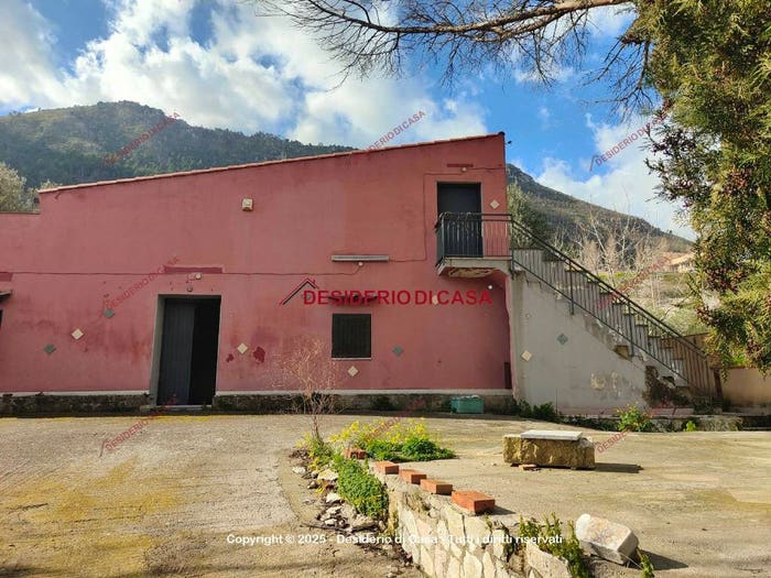 Casa quadrilocale in vendita in Via Sandro Pertini, Altofonte