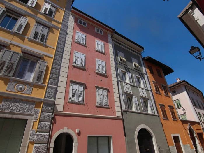 Casa con 6 locali in vendita in Via Roma, Mezzolombardo