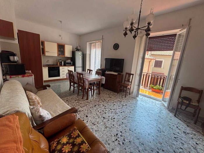 Appartamento trilocale in vendita in Via del Municipio, Centro, Rocca Massima