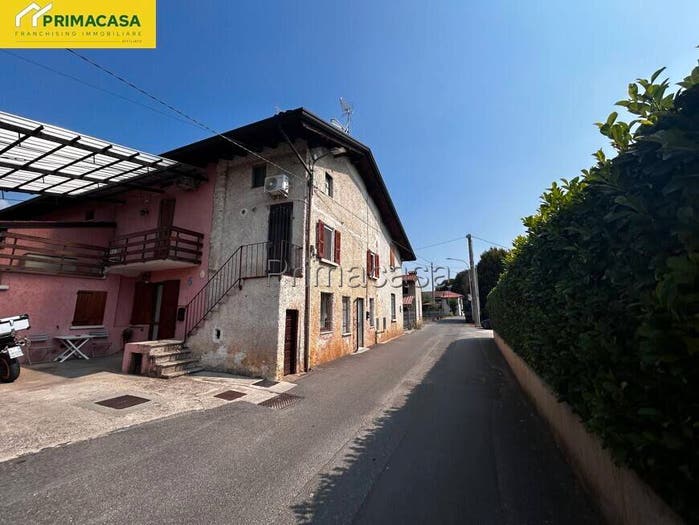 Casa bilocale in vendita in Via Garibaldi, Centro, Prevalle