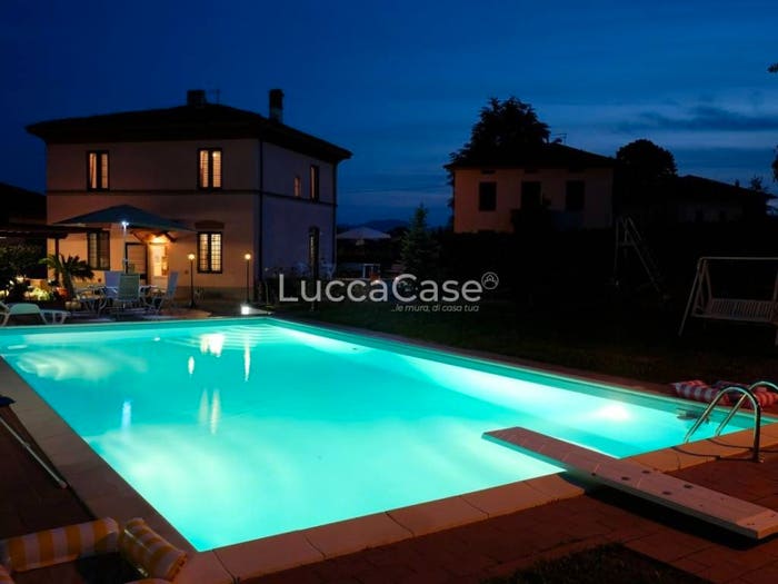 Casa con 6 locali in vendita in Via del Parco, Marlia, Capannori