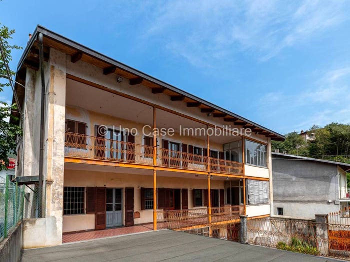 Casa con 6 locali in vendita in Via Ivrea, Centro, Chiaverano