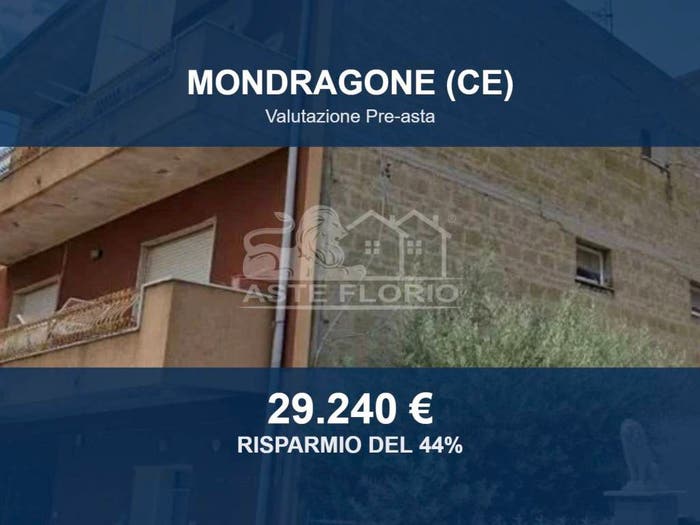 Appartamento quadrilocale in vendita in Via Emilio Salgari, Mondragone