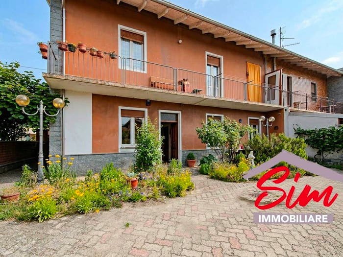 Casa quadrilocale in vendita in Via Mameli snc, Casaleggio Novara