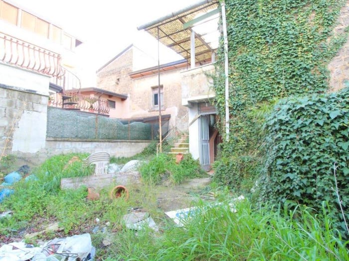 Casa bilocale in vendita in Via san vincenzo, San Leucio Briano, Caserta