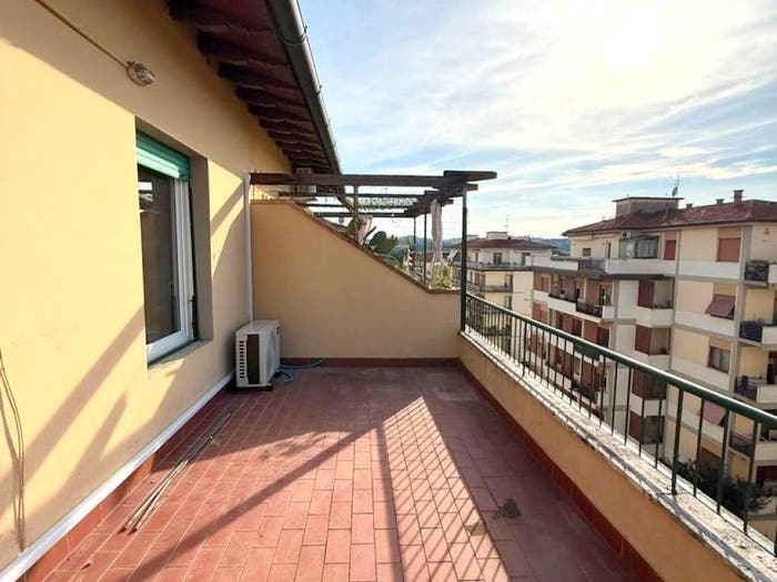 Casa bilocale in vendita in Via della Rondinella, Coverciano, Firenze