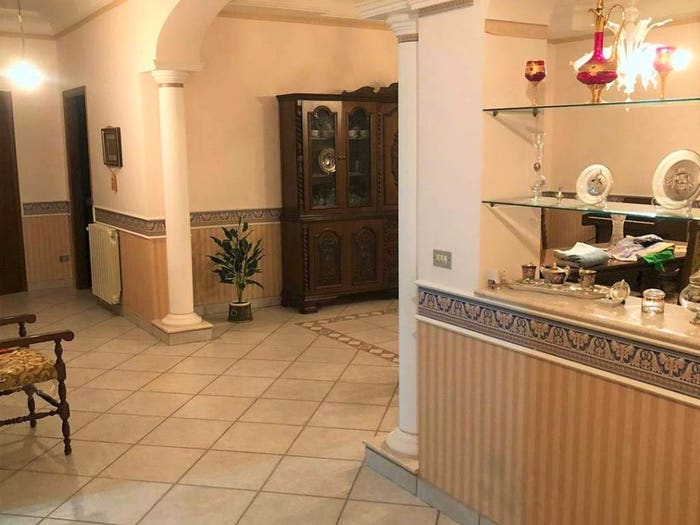 Casa con 6 locali in vendita in Campobello di Licata