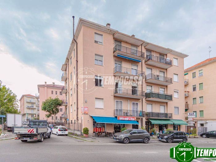 Appartamento bilocale in vendita in Via Torquato Tasso, Città Giardino, Pavia