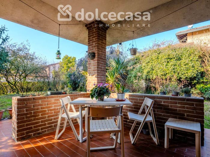Casa con 6 locali in vendita in Marche, Centro, Carpiano