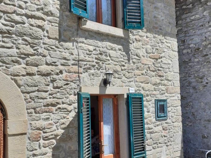 Casa trilocale in vendita in LOC BARBIANO, Castel San Niccolò