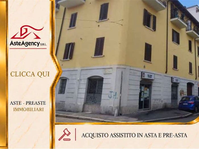 Appartamento trilocale in vendita in Piazza anita garibaldi, Baggio, Milano