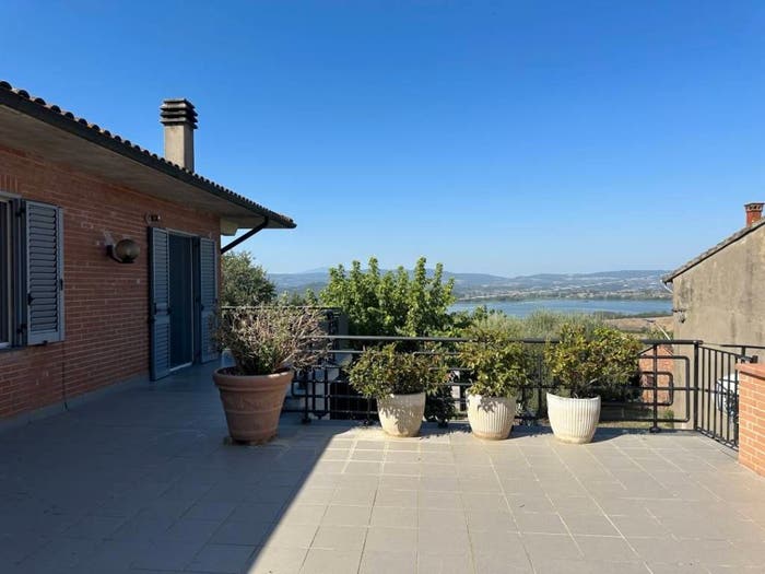 Appartamento con 6 locali in vendita in Località Salticchio, Villastrada, Castiglione del Lago