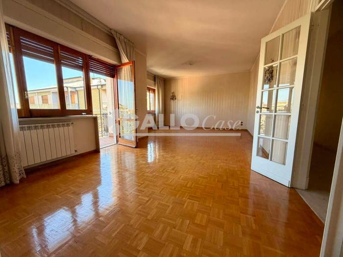 Appartamento con 6 locali in vendita in Via Frugiuele, Centro, Cosenza