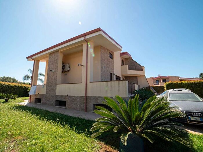 Casa con 6 locali in vendita in Viale Fiume Busento Cavacuculera Nobile CZ Italia, Siano Cava, Catanzaro