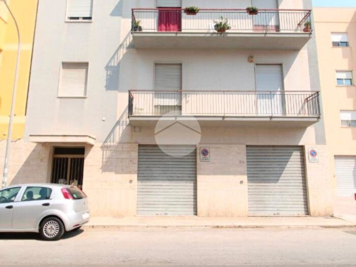 Appartamento con 5 locali in vendita in Via Canale Scalabrino, Centro, Trapani
