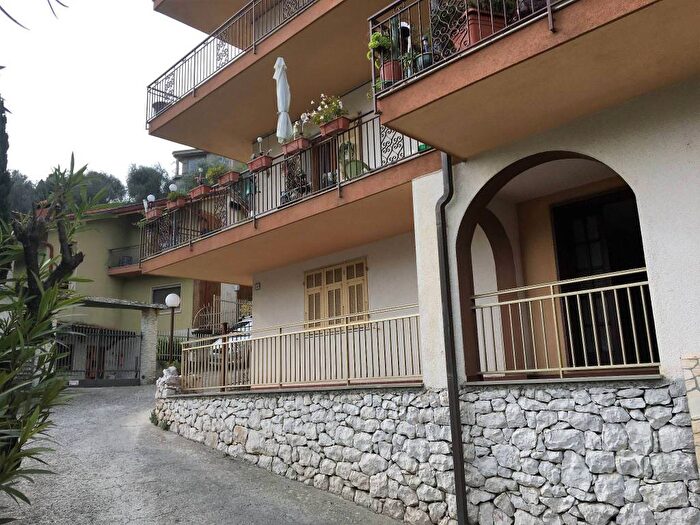 Appartamento bilocale in vendita in Via degli Olandesi, Camporosso