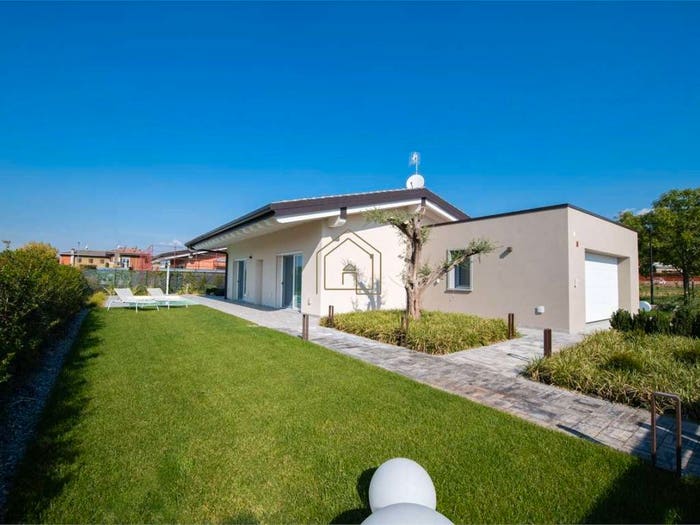 Casa con 5 locali in vendita in Via Vicina, Entroterra, Desenzano del Garda