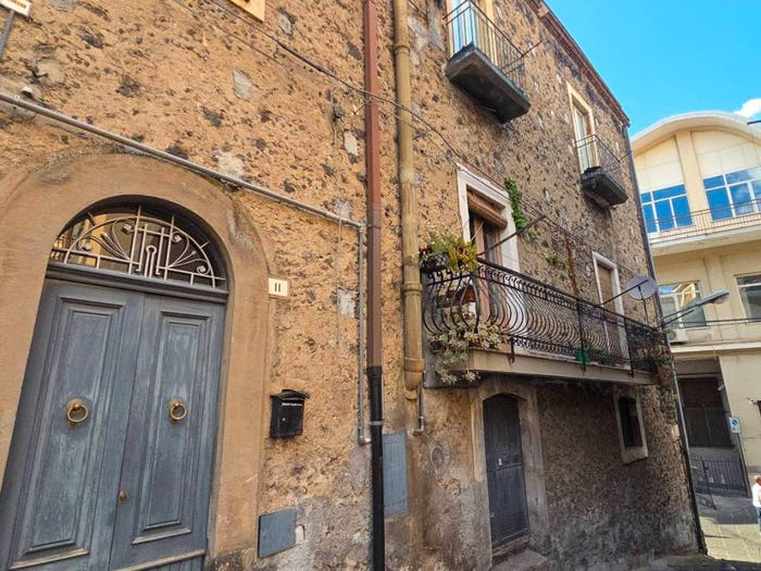 Appartamento quadrilocale in vendita in via trento, Bronte