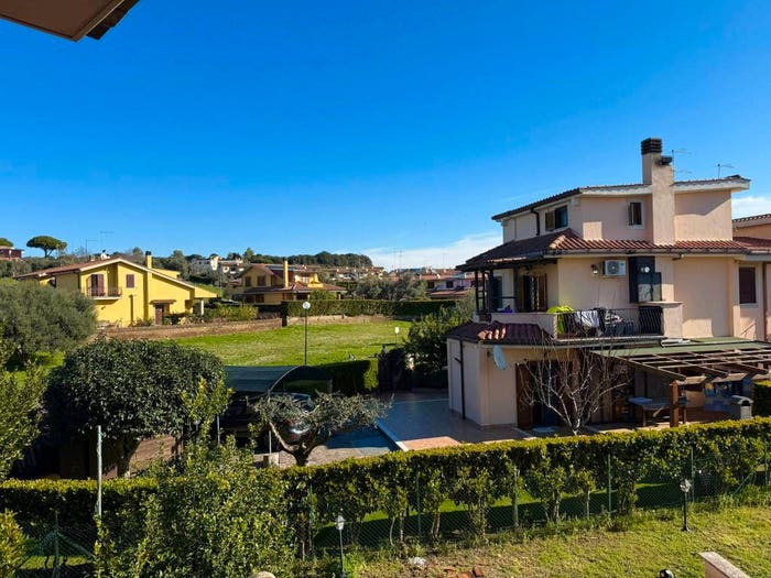Appartamento quadrilocale in vendita in Via Calogero Casale, Centro, Cerveteri