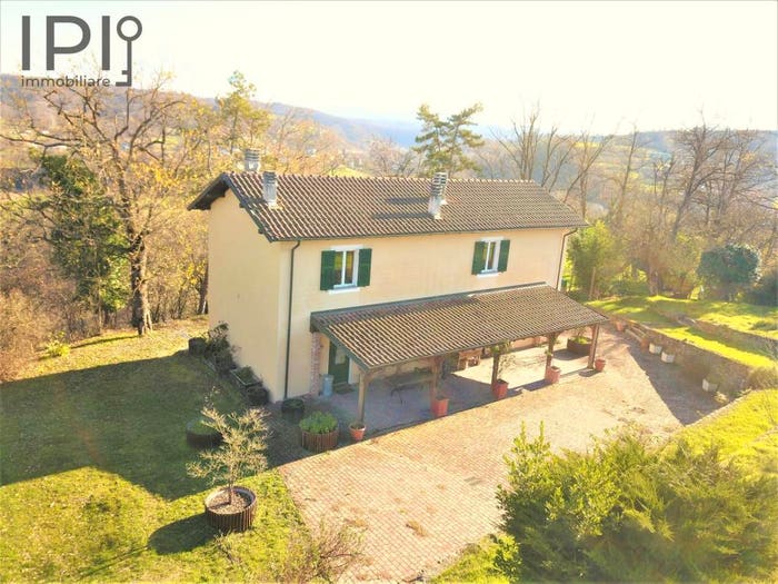 Casa con 5 locali in vendita in Località Monte Bergone, Piana Crixia