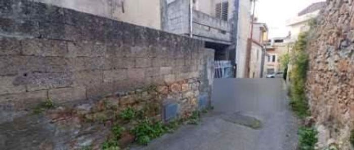 Casa con 5 locali in vendita in Vico II Caprera, Centro, Arbus