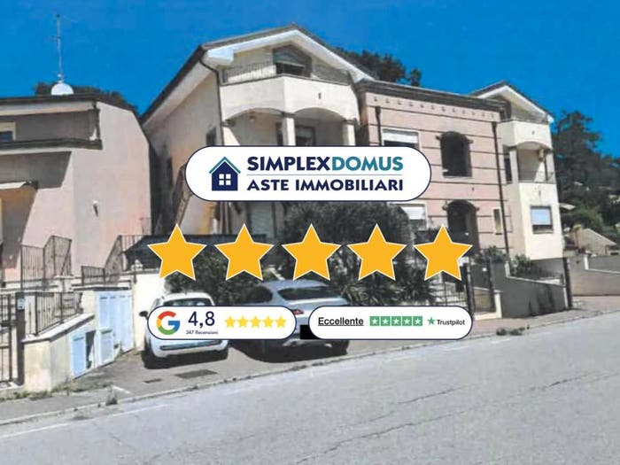 Appartamento quadrilocale in vendita in Corso Europa, Sassofeltrio