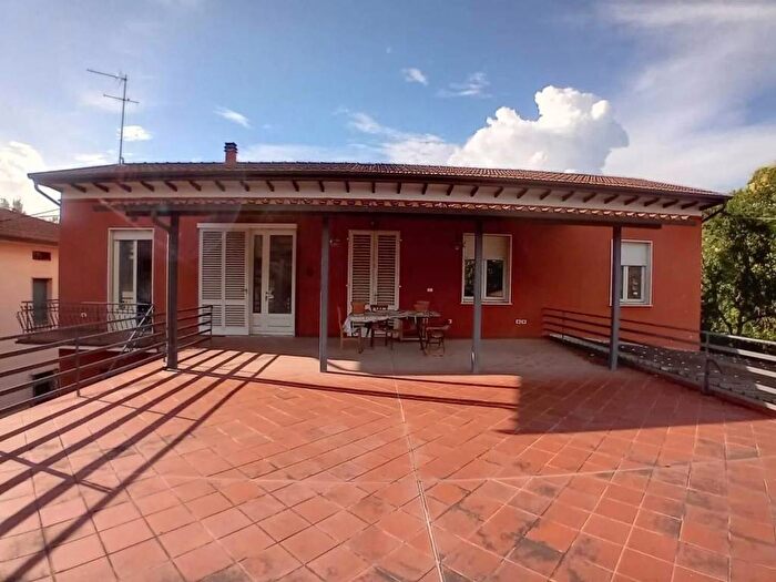 Appartamento con 5 locali in vendita in Via Lucchese, Borgo A Buggiano, Buggiano
