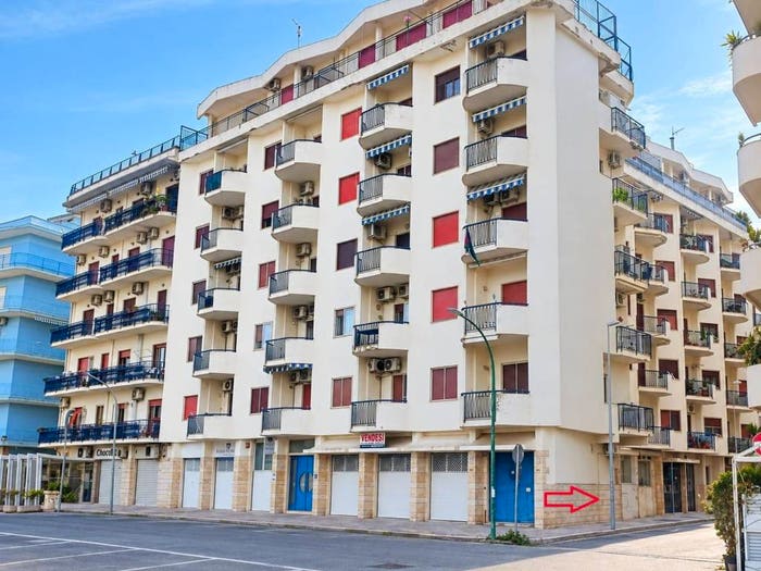 Appartamento bilocale in vendita in Via Aprile, Soverato Marina, Soverato