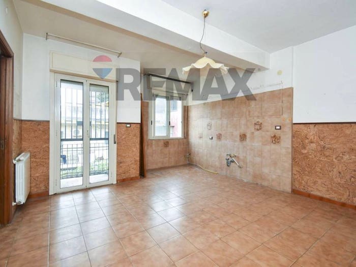 Appartamento con 6 locali in vendita in Via Terreforti, San Giorgio, Catania