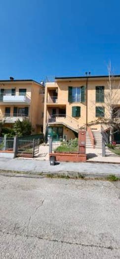 Casa con 6 locali in vendita in Osteria, Serra de' Conti