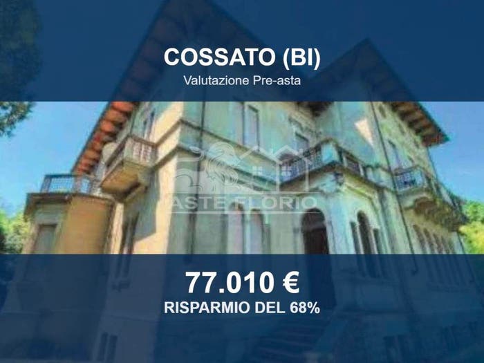 Casa con 6 locali in vendita in Via Martiri della Libertà, Centro, Cossato