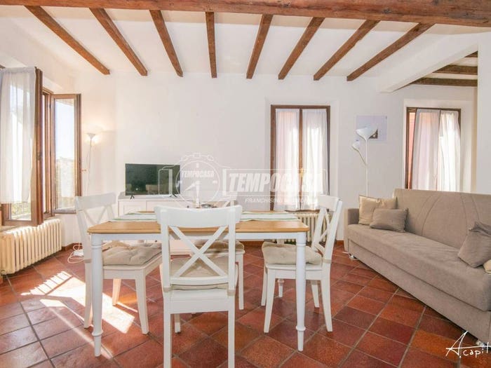 Appartamento trilocale in vendita in Via DEL GAMBERO, Sant'Agnese Università, Modena