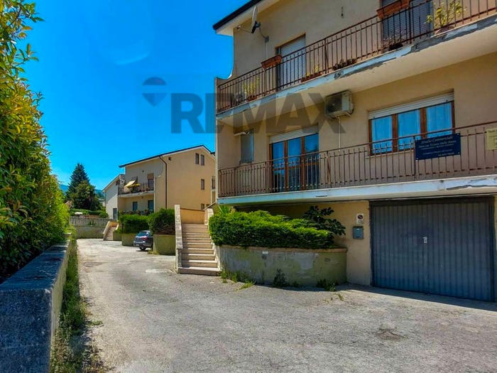 Casa con 6 locali in vendita in Via madonna del ponte, Centro, Fara Filiorum Petri