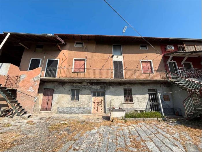 Casa con 5 locali in vendita in via Scolari, Gattico, GatticoVeruno