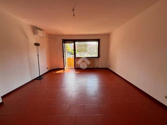 Appartamento quadrilocale in vendita in Via San Zeno, Brescia Due, Brescia