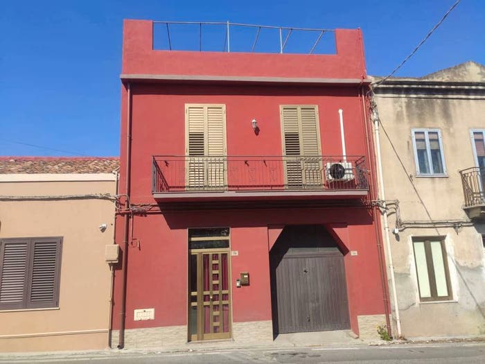 Casa quadrilocale in vendita in VIALE ANTONIO GRAMSCI, San Pietro Santa Maria delle Grazie, Milazzo