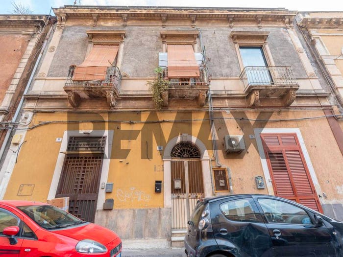 Casa con 5 locali in vendita in Via Regina Bianca, Guardia Li Cuti, Catania